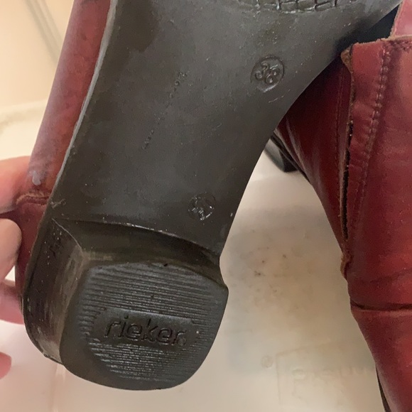 Reiker, All red leather - Picture 4 of 5